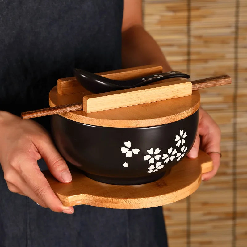 Japanese Ceramic Ramen Bowl with Lid, Large Noodles Fruit Soup Bowls, Kitchen Tableware, Bring Wooden Spoon, Chopstick