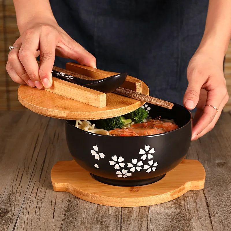 Japanese Ceramic Ramen Bowl with Lid, Large Noodles Fruit Soup Bowls, Kitchen Tableware, Bring Wooden Spoon, Chopstick