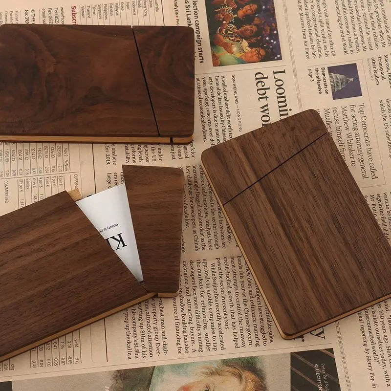 1pc Wooden Card Case Small Portable Wood Magnetic Closure Credit ID Card Storage Business Card Holder Handbag Purses Pocket