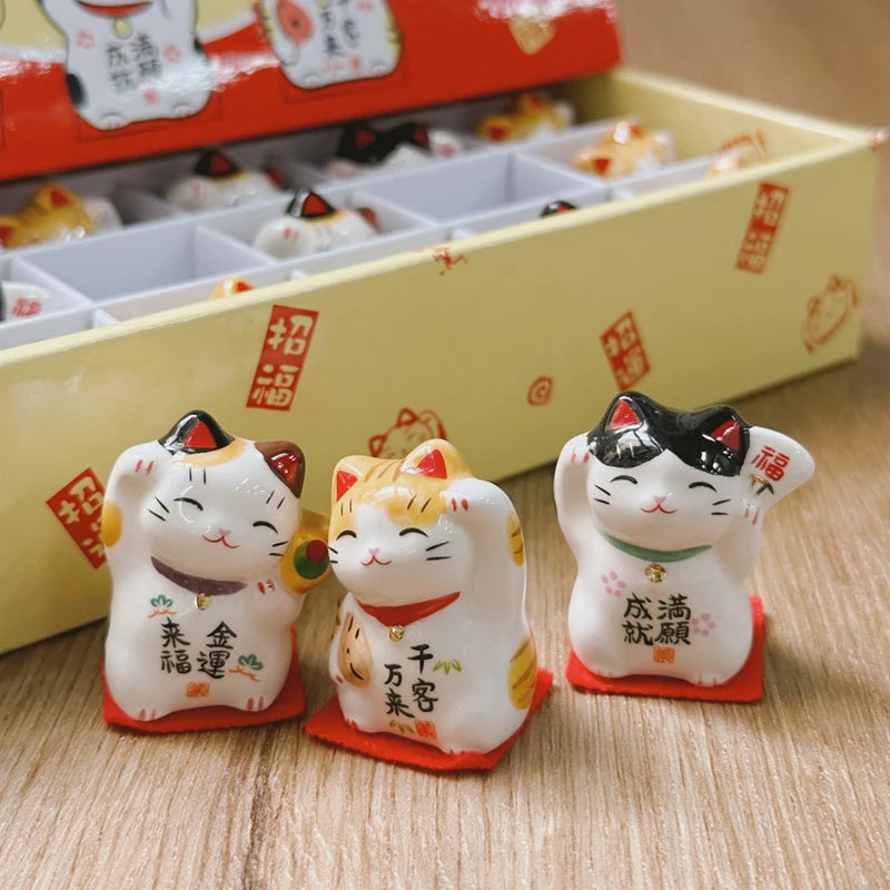 Pack of 3 Pieces Mini Ceramic Lucky Fortune Cat, Desktop Car Decoration Figurines Cute Kitten Maneki Neko Ornament 1.3 Inch Tall