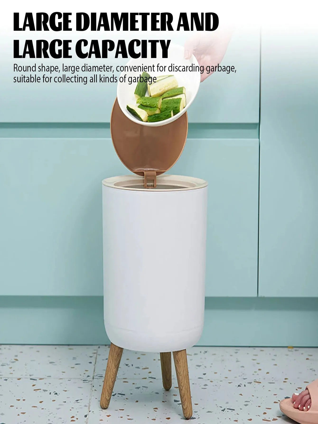 Wastebasket with Lid